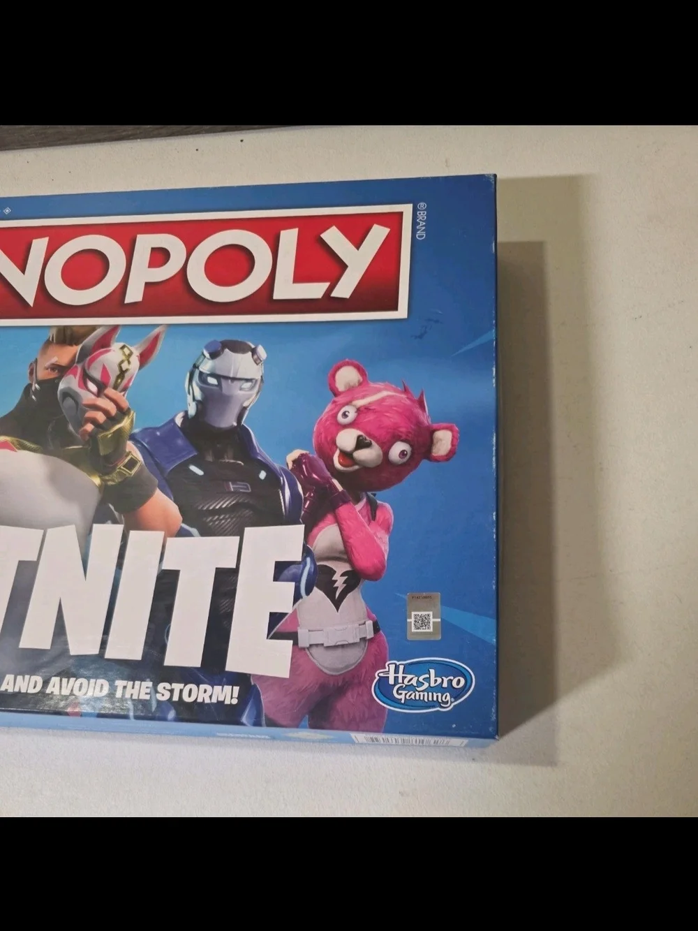 Hasbro Monopoly Fortnite Board Game - Blue, White, Red, Pink, Green